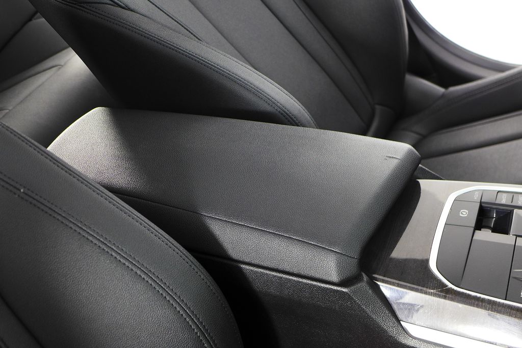 Thumbnail: 2020 BMW 3 Series - 16