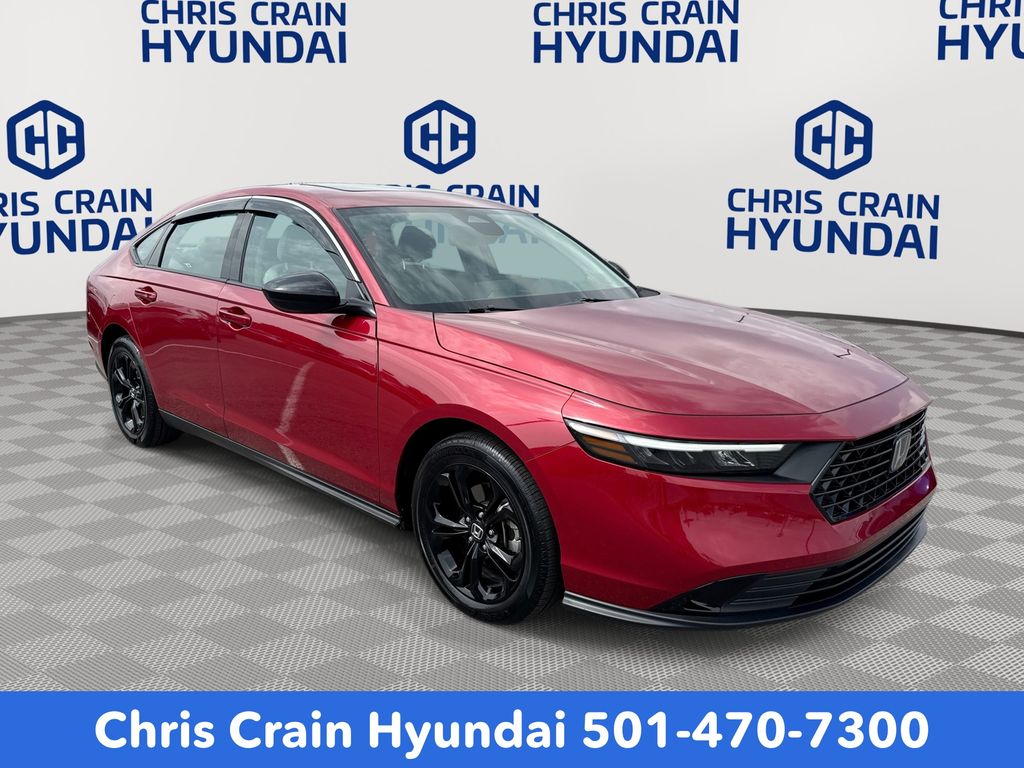 Radiant Red Metallic 2025 Honda Accord SE FWD Sedan Front-Wheel Drive Continuously Variable Transmission