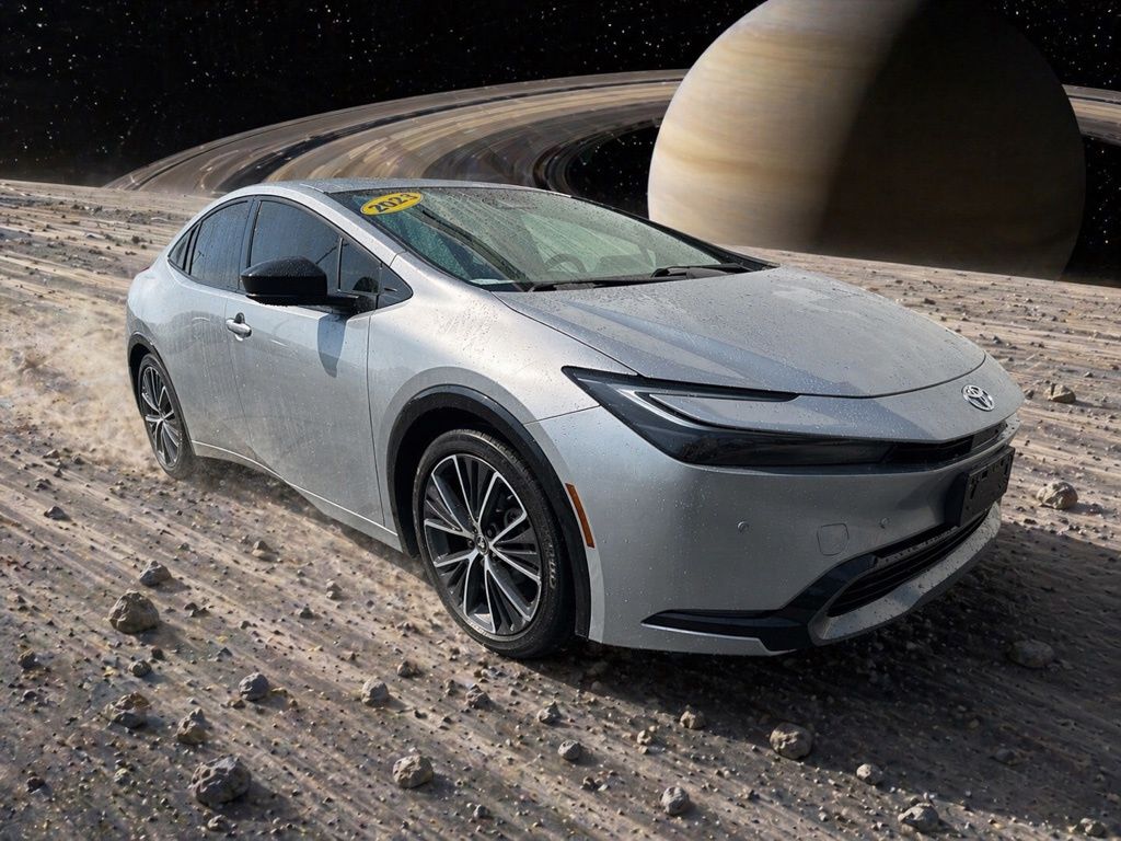 2023 Toyota Prius XLE FWD's photo