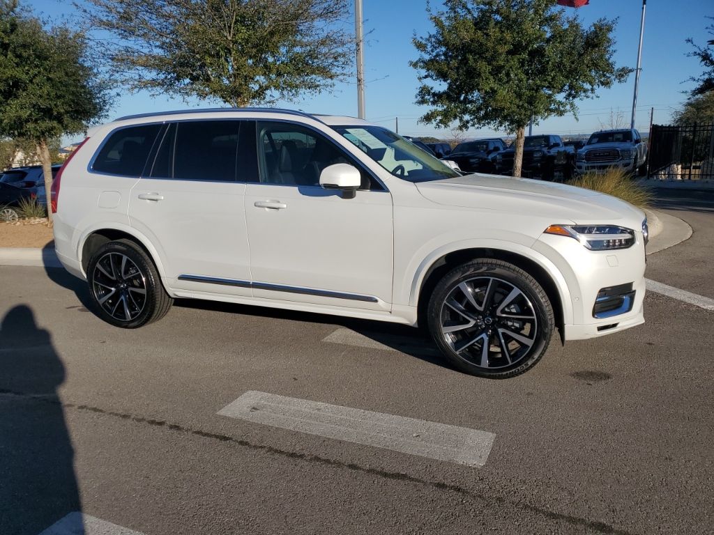Used Car 2024 Volvo Xc90  B6 Plus Bright Theme 6-seater For Sale Under $50,000 In Austin, Texas