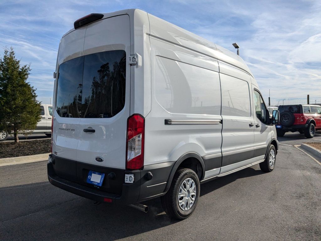 2024 Ford Transit 250