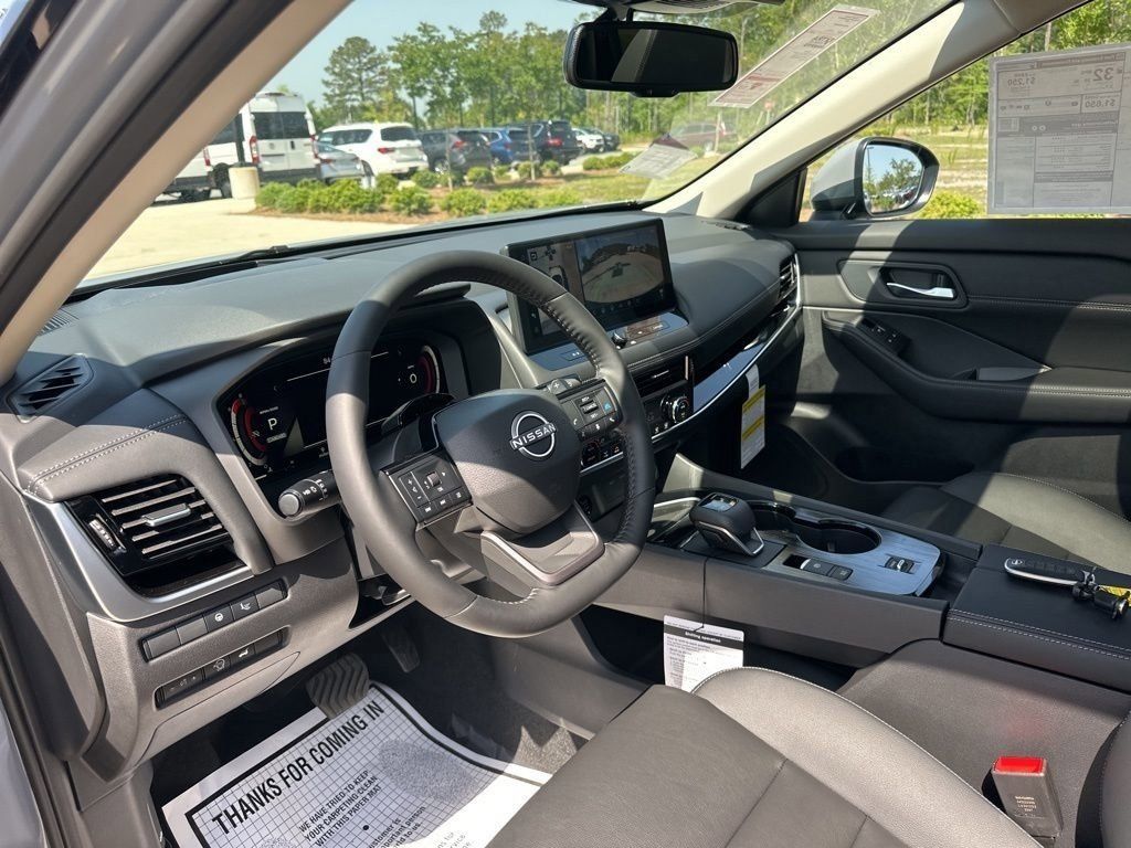 2025 Boulder Gray Pearl Nissan Rogue SL FWD SUV