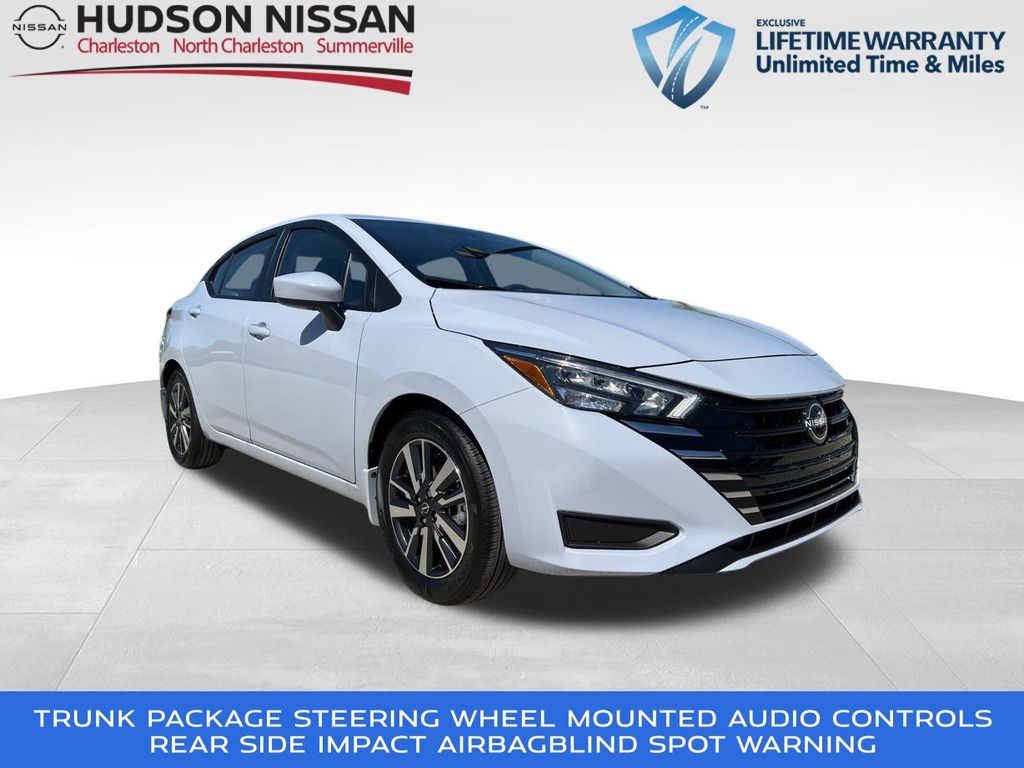 2025 Gray Sky Pearl Nissan Versa 1.6 SV Sedan