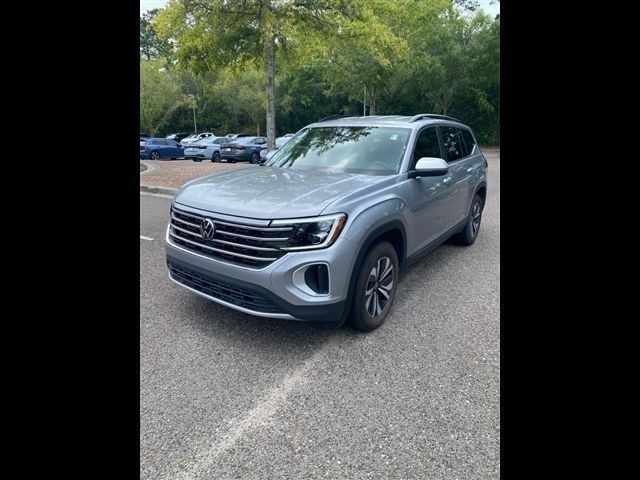Silver Mist Metallic 2026 Volkswagen Atlas SUV / Crossover Front-Wheel Drive 8-Speed Automatic