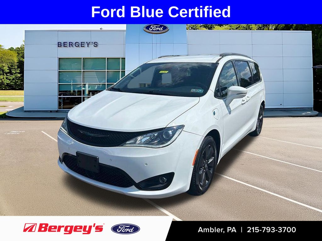 Bright White Clearcoat 2020 Chrysler Pacifica Hybrid Minivan Front-Wheel Drive Continuously Variable Transmission