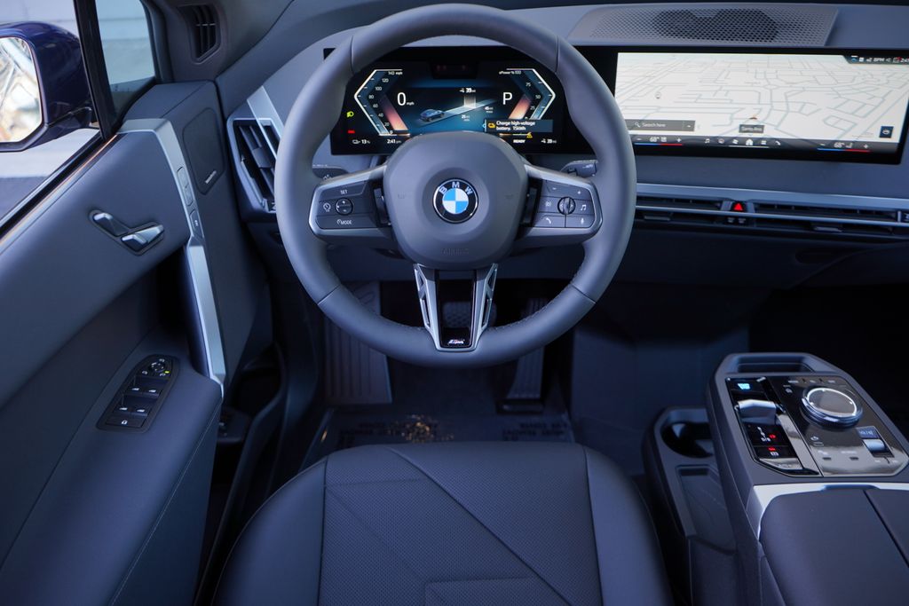 2025 BMW iX xDrive50 15