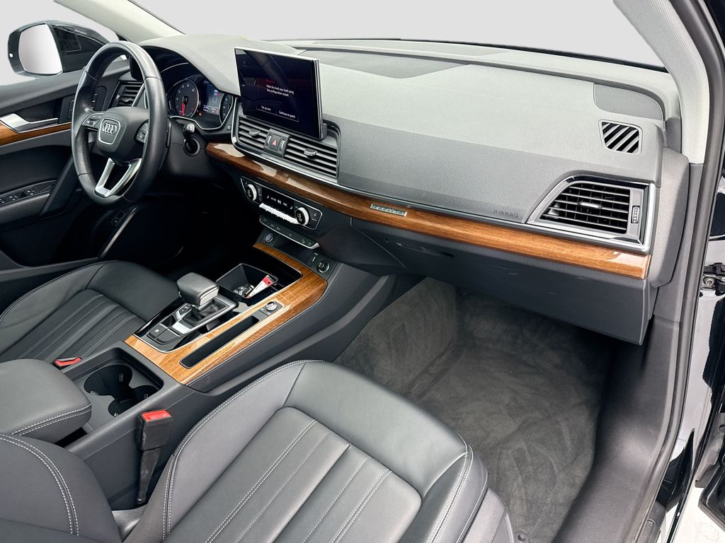 Thumbnail: 2023 Audi Q5 - 15