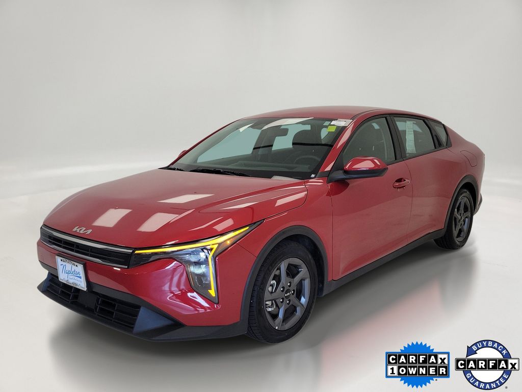 Currant Red 2025 Kia K4 Sedan Front-Wheel Drive Continuously Variable Transmission