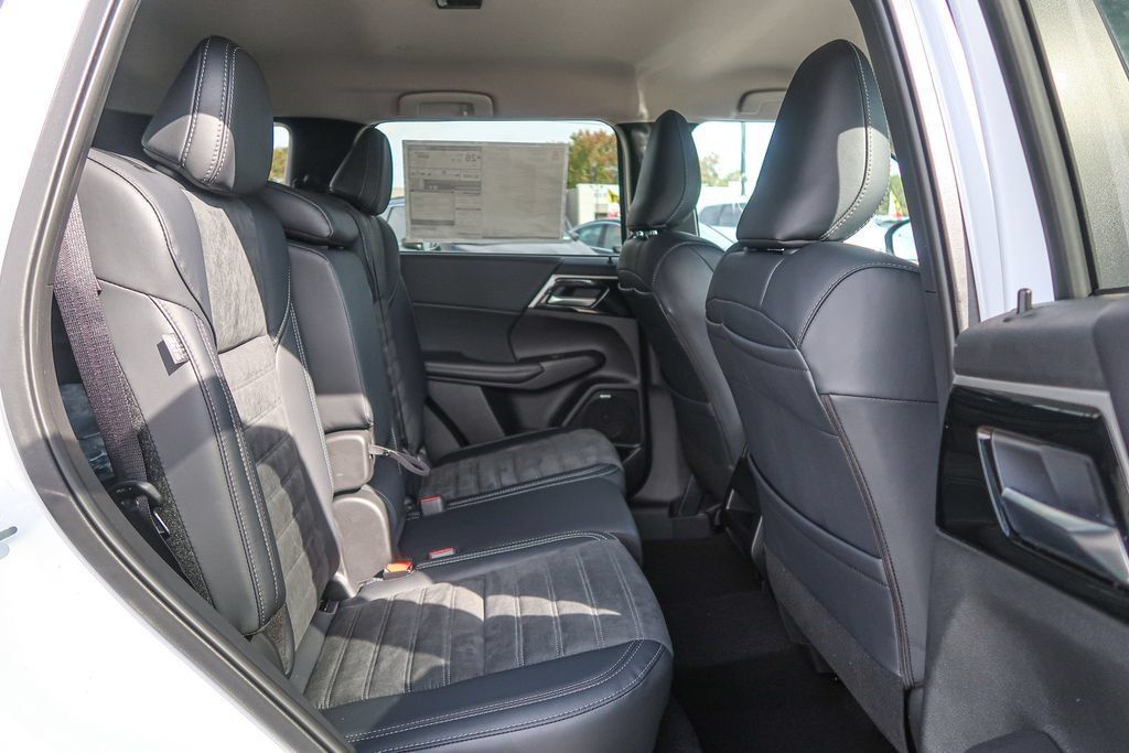 2025 Mitsubishi Outlander SE 2.5 S-AWC