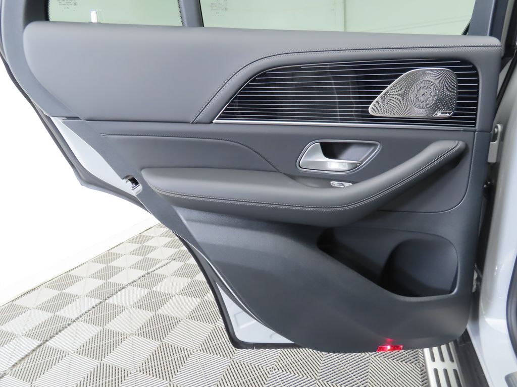 Thumbnail: 2026 Mercedes-Benz GLE - 27