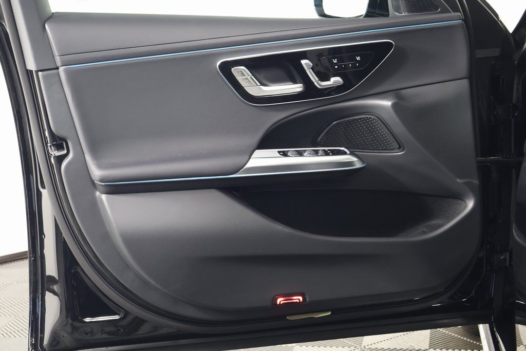 2025 Mercedes-Benz E-Class E 350 7