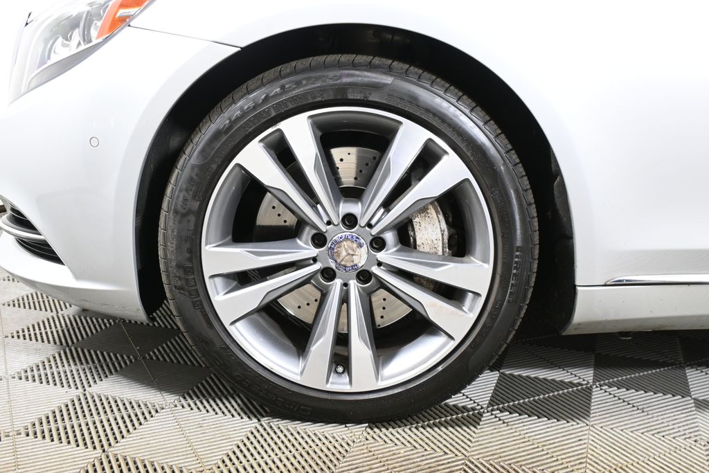 Thumbnail: 2016 Mercedes-Benz S-Class - 12