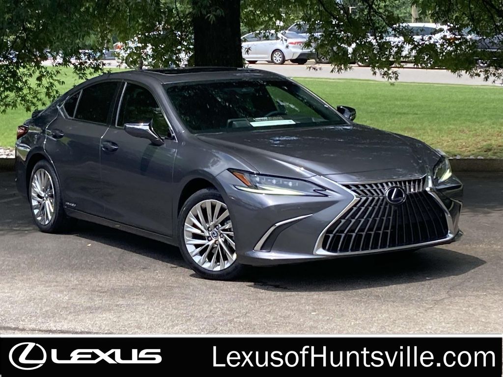 2022 Lexus ES 300h Ultra Luxury