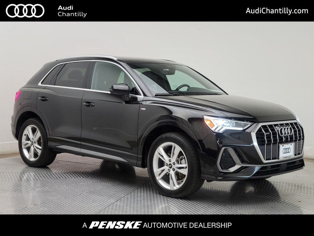 Thumbnail: 2022 Audi Q3 - 1