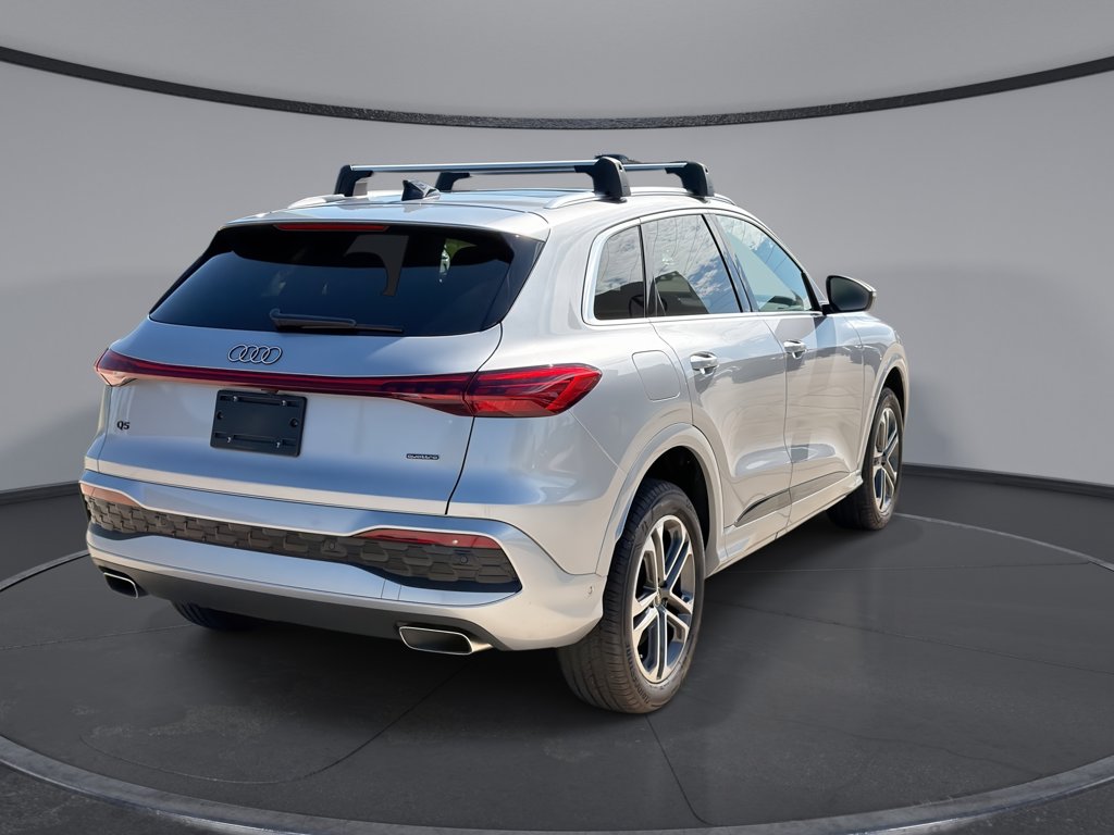 Thumbnail: 2025 Audi Q5 - 11