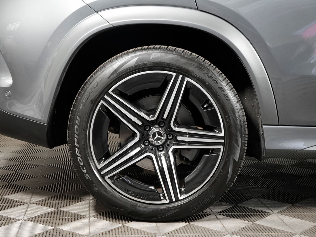 used 2025 Mercedes-Benz GLE car, priced at $61,969