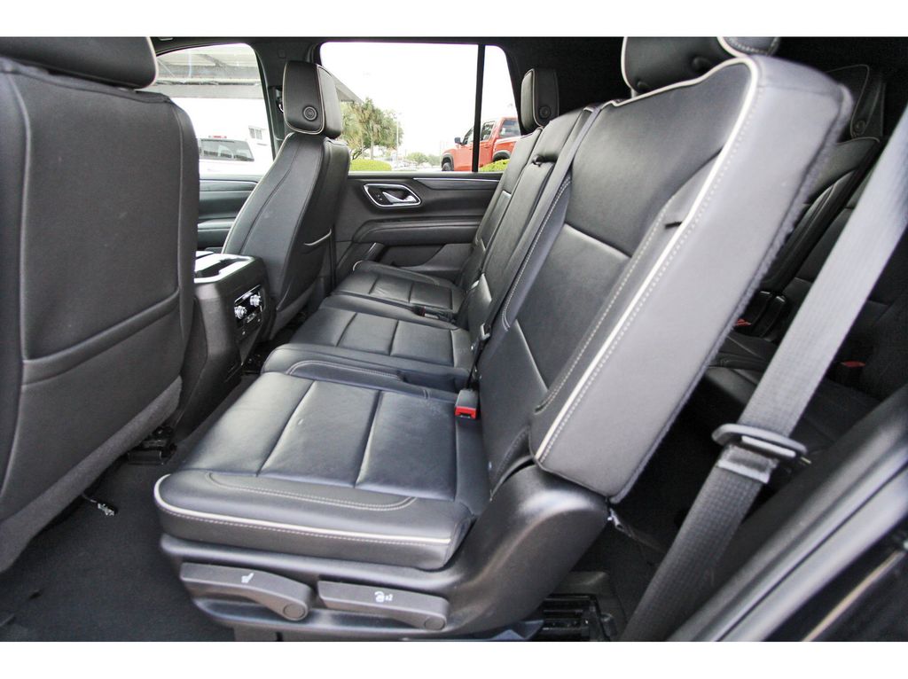 2024 GMC Yukon SLT - 6