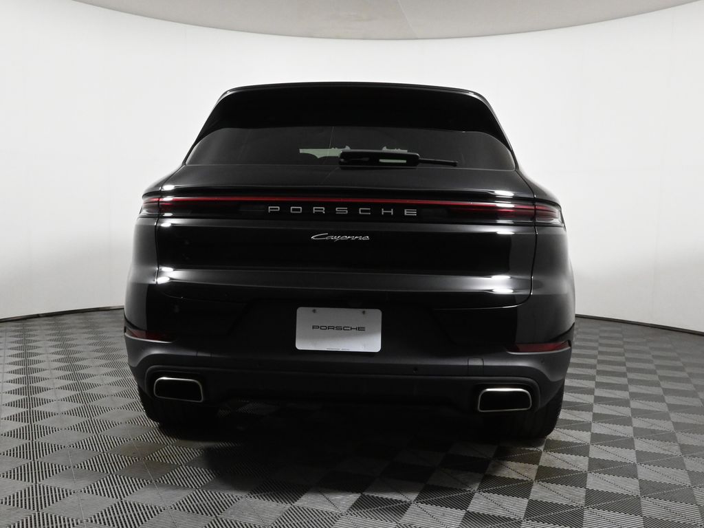 Thumbnail: 2024 Porsche Cayenne - 6