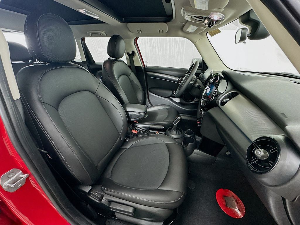 Thumbnail: 2022 MINI Cooper - 27