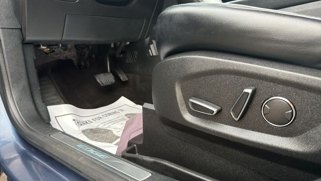 2019 Ford Edge