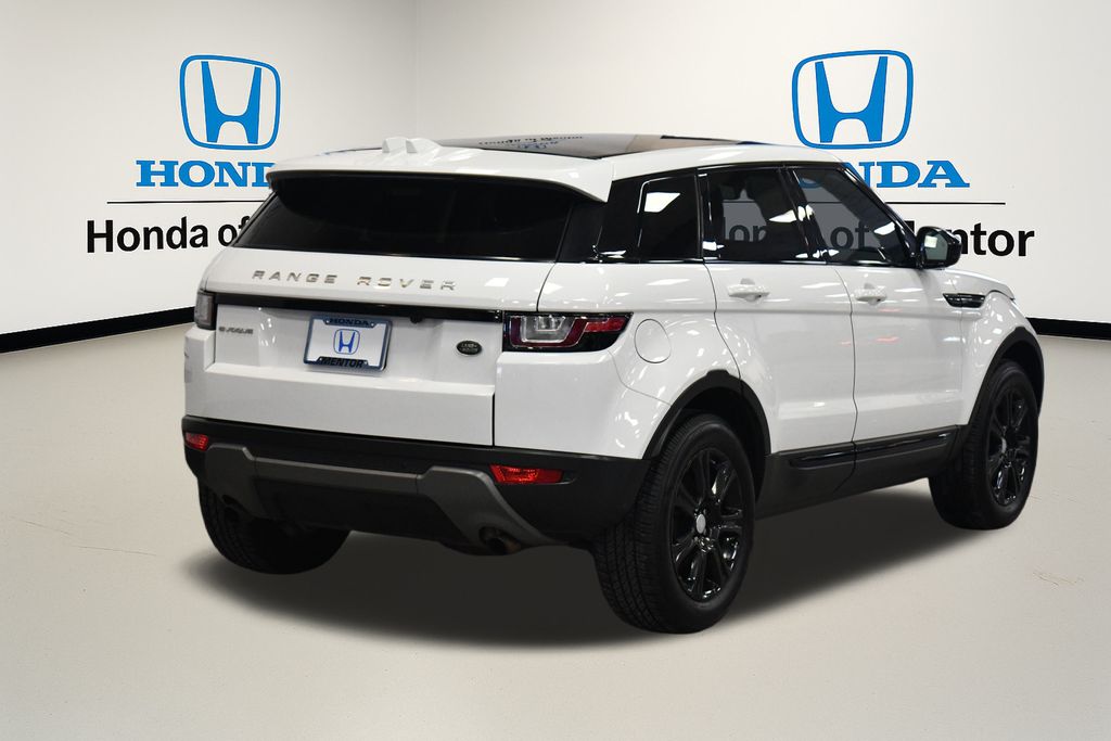 Thumbnail: 2017 Land Rover Range Rover Evoque - 5