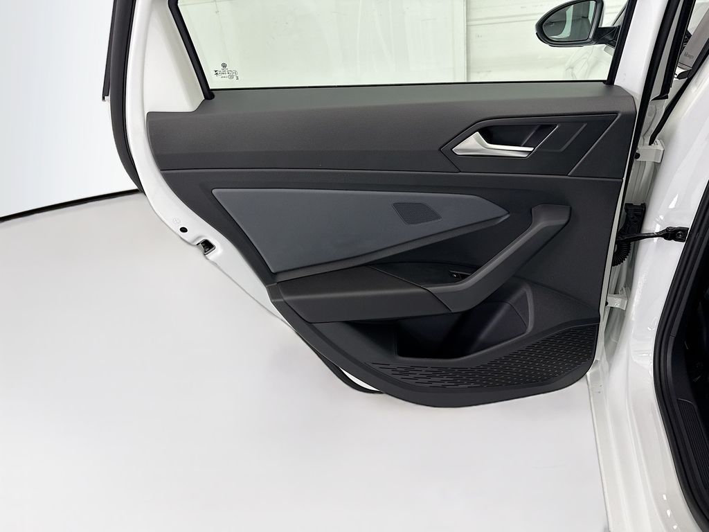 Thumbnail: 2026 Volkswagen Jetta - 24