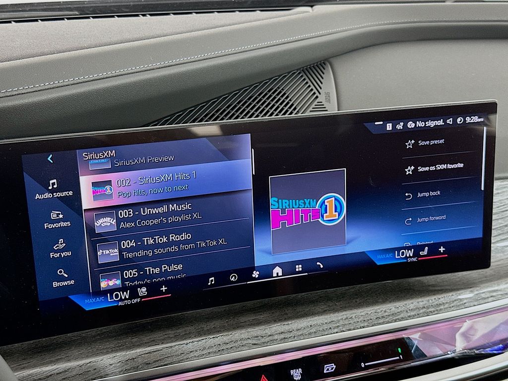 Thumbnail: 2025 BMW 7 Series - 11