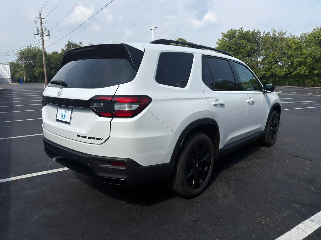 Thumbnail: 2026 Honda Pilot - 5