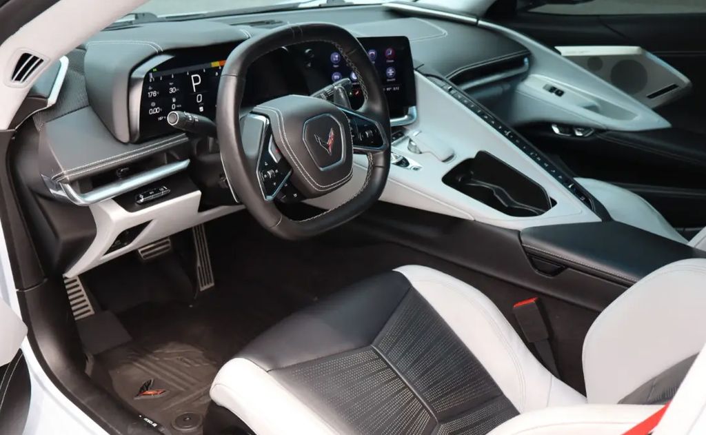 2022 Ceramic White Chevrolet Corvette Stingray RWD Coupe
