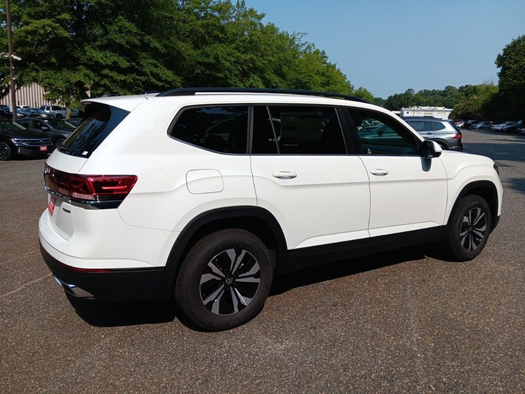 2024 Volkswagen Atlas 2.0T SE 5