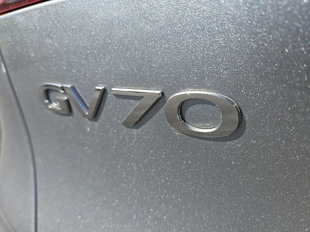 2026 Genesis GV70 Advanced 11