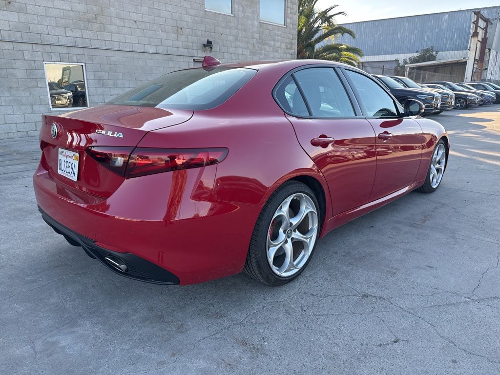 2019 Alfa Romeo Giulia Ti Sport 3