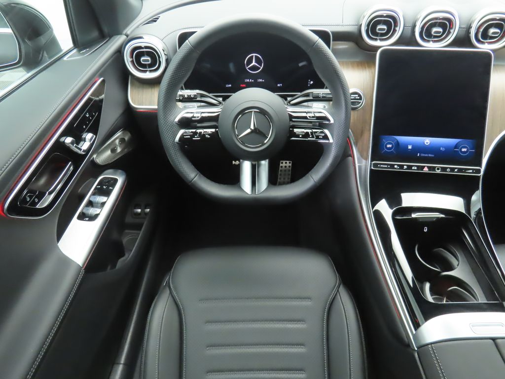 2025 Mercedes-Benz GLC 350 10