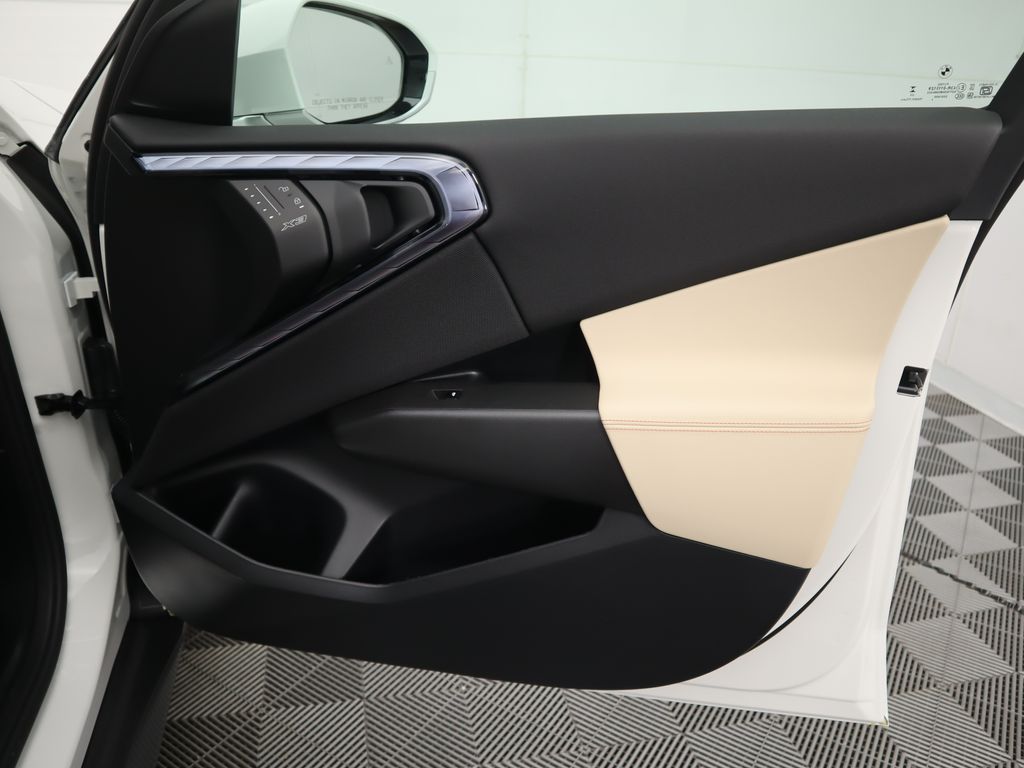 Thumbnail: 2025 BMW X3 - 27