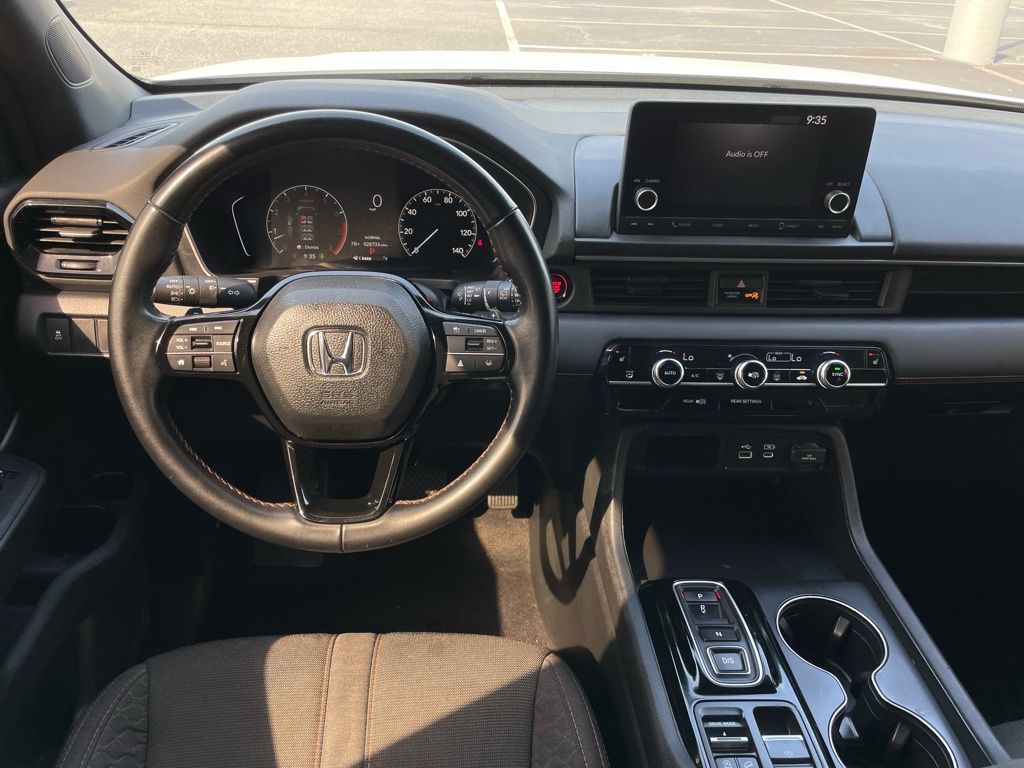 Thumbnail: 2025 Honda Pilot - 11