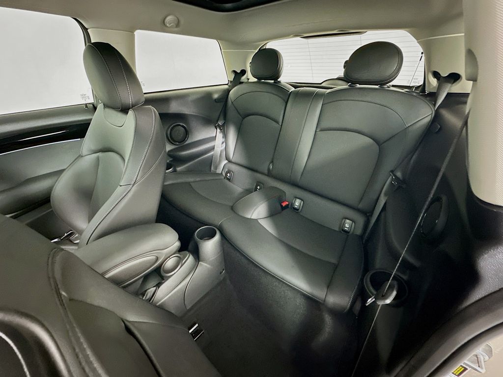 Thumbnail: 2024 MINI Cooper - 25