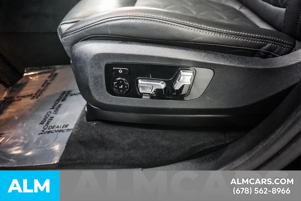 Used 2024 Black BMW sDrive40i image 29