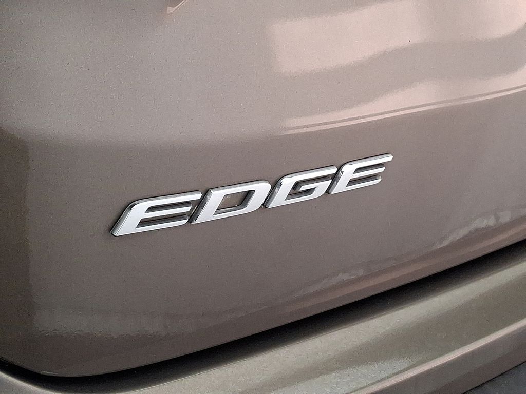 Thumbnail: 2019 Ford Edge - 30