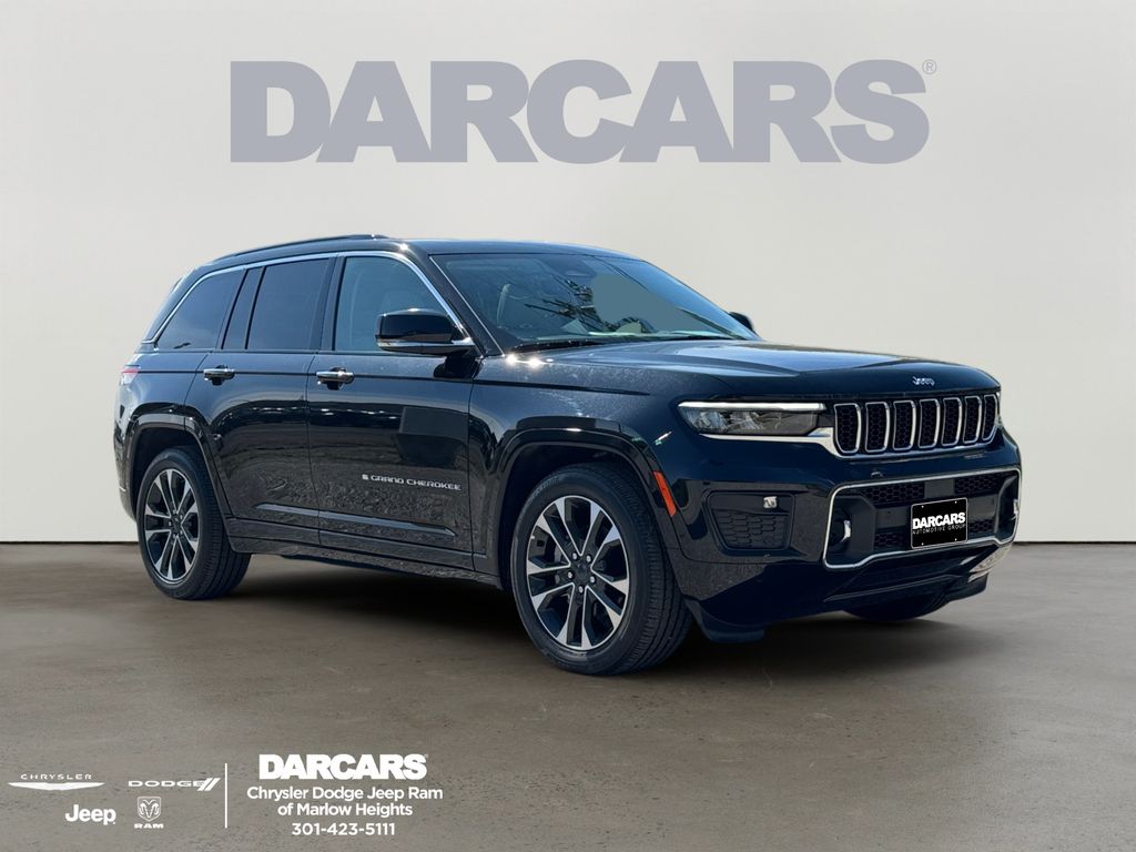 Diamond Black Crystal Pearlcoat 2023 Jeep Grand Cherokee Overland 4WD SUV / Crossover Four-Wheel Drive 8-Speed Automatic