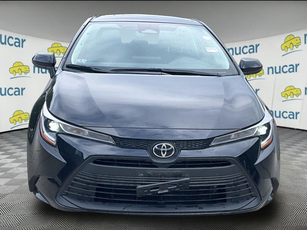 2023 Toyota Corolla — photo 2