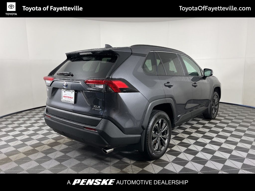 Thumbnail: 2024 Toyota RAV4 - 15