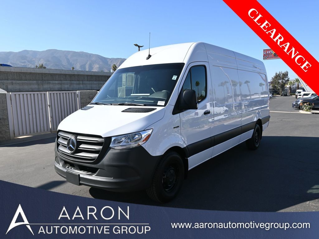 2024 Mercedes-Benz eSprinter 2500 170 High Roof Cargo SO RWD