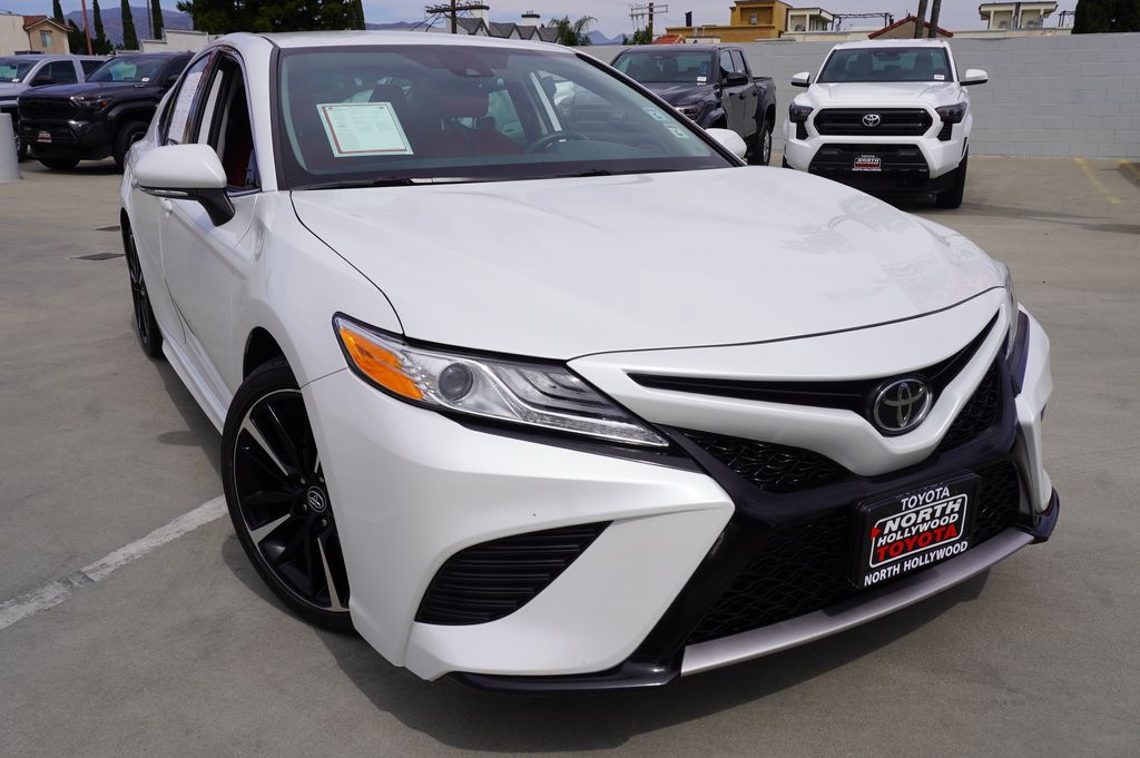 View vehicle photo 2