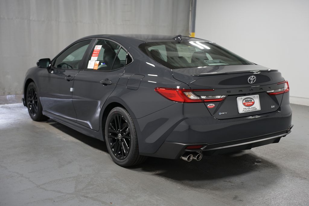 2025 Toyota Camry SE 6