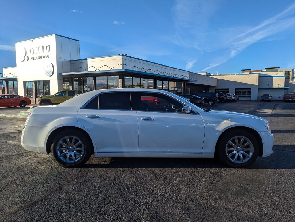 2012 Chrysler 300 Limited 2