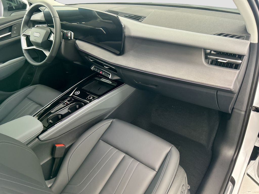 Thumbnail: 2026 Audi Q3 - 15
