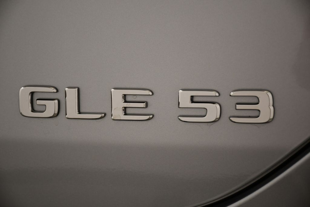 Thumbnail: 2026 Mercedes-Benz GLE - 10