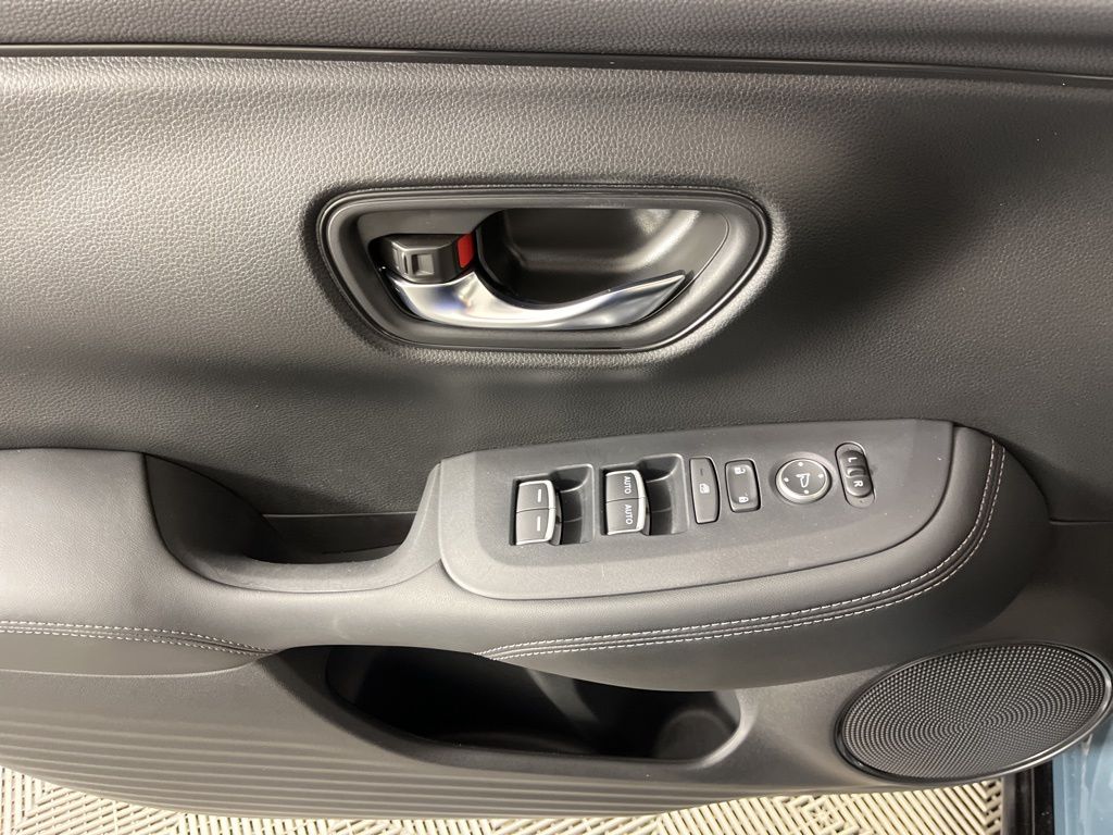 Thumbnail: 2023 Honda HR-V - 25