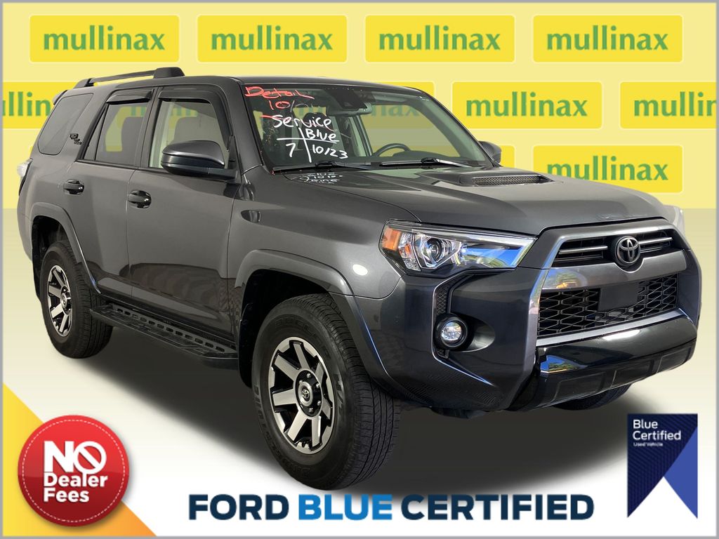 2021 Toyota 4Runner Off-Road's photo