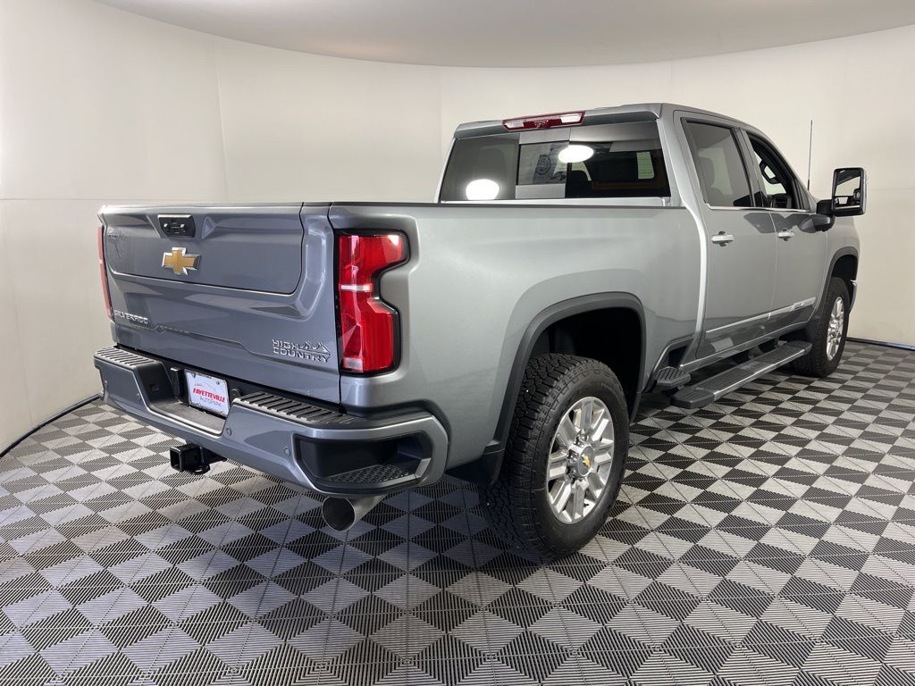 2025 Chevrolet Silverado 2500 High Country 16